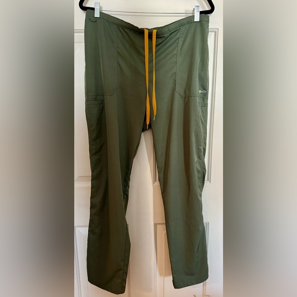 Carhartt Women's Olive Cargo Scrub Pants